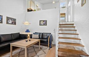 2 Bedroom Stunning Home In Allinge - 4-star hotels in Allinge