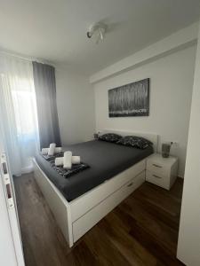 Apartment with private pool