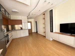 2BR Garden Bay Apartment