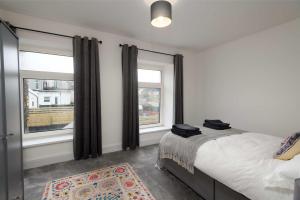 Spacious 3 Bedroom Home in Central Skewen