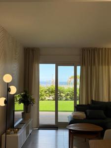 Seafront Apartment Punta Prima