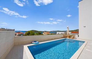 Cozy Apartment In Razanj With Wifi