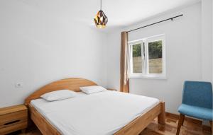 Cozy Apartment In Razanj With Wifi