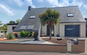 Lovely Home In Landivisiau With Sauna