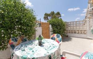 Cozy Home In Torrevieja With Wifi