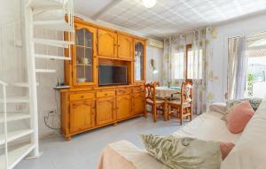 Cozy Home In Torrevieja With Wifi