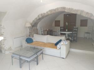 Maison ardéchoise atypique