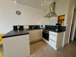 Studio - Quiberon - 2 pers - 30m² - Balcon - Parking - FR-1-478-161