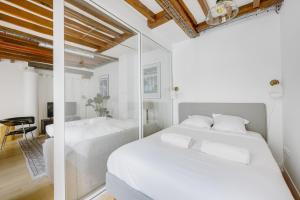 Paris Marais Bretagne Temple