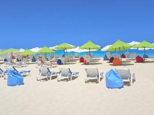 Spacious Private Villa Private Pool, Garden, Ideal for Long Stay in Alamein