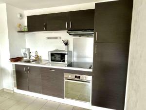 Étel - Appart 2 pièces avec balcon et parking, proche plage - FR-1-479-166