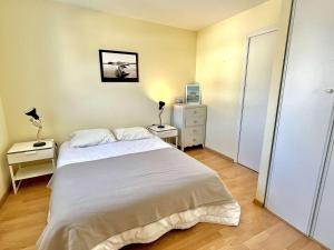 Appartements Duplex confortable avec climatisation pres du port et plages d-Etel - FR-1-479-204 : photos des chambres
