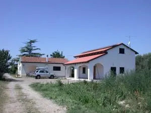 Casa Vacanze Agriturismo BioMele - Scanzano