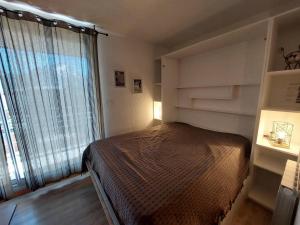 Studio 4 pers, au pied des pistes avec balcon - FR-1-516-81