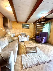 Wooden House - Imanje Terzic