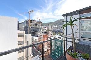 Huda - Manhattan Style Penthouse with insane views!