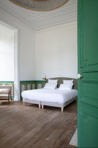 Hotels Chateau Royal de Benays - Hotel : photos des chambres