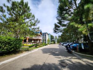 Pine Suites Tagaytay