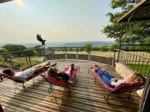 Chalets CHALET EN RONDINS AVEC SPA - 5 personnes : photos des chambres