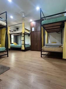 Johns Homestay - Dormitory & Private Rooms