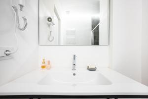 Aeterna RHome - Domus Piramide