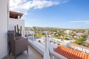 Large Private Terrace & Expansive Views