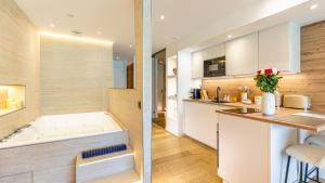 Le Rivage Alpin, Balnéothérapie, Vue lac