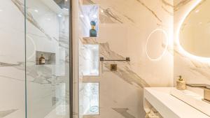 Appartements Le Rivage Alpin, Balneotherapie, Vue lac : photos des chambres