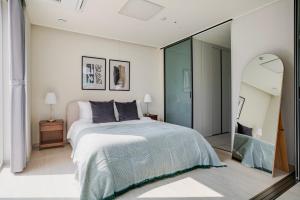 Blueground Yeouido river view nr Han River SEL-38