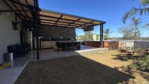 Sítio em confins, com Piscina e hidro aquecida