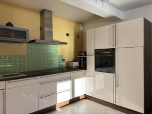 Appartement au cœur de Villard de Lans avec grande terrasse et double garage - FR-1-548-47