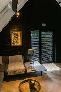 Cosy apartment with garden