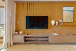 IT109 Maravilhoso Apartamento Pé na Areia 3 Suítes