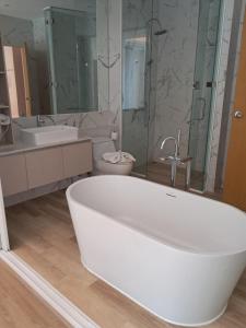 Kamala falls seaview 1 bedroom