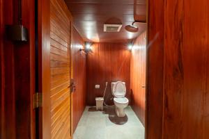 villa lumbung by adis villa, Cozy Wooden Stay, Shared pool