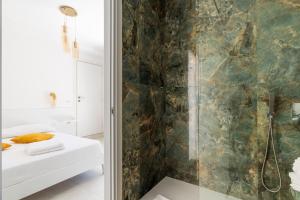 Pietra di Luna Domo img32