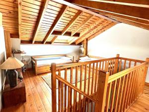 Maisons de vacances Estavar, Cerdanya, casa con piscina comunitaria : photos des chambres