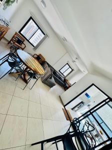 Flat Capitânia Varam, 3 quartos, Praia das Pitangueiras Guarujá SP