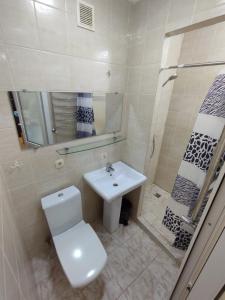 Домик около моря