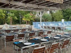 Mobil home avec Terrasse - 4 pers, 2 chambres - API-1-52-246