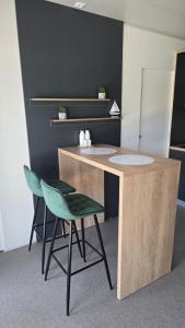 Vila Mia 3, camp Limoni