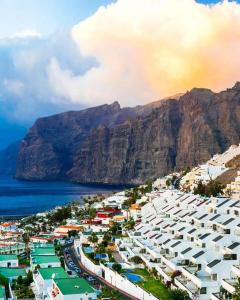 Panoramica Los gigantes Apartament Sea View