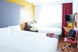 Family Room room in ibis Styles Crewe