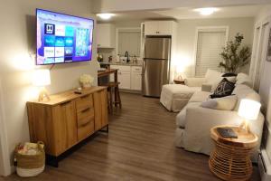 Riptide Retreat - Walk to Hampton & Seabrook Beach