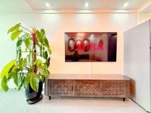 Serviced 1 bedroom in Riverside