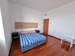 Seafront Luna Apartment