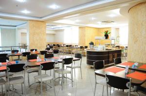 Flat confortável próximo ao metrô com recepção 24h