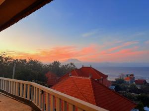 Pooja Ocean View Cottage