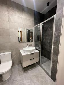 Двох кімнатна студія біля моря