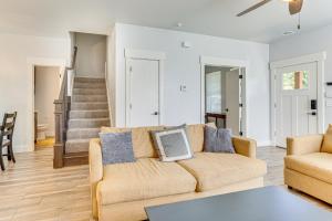 Stylish OKC Farmhouse with Garden - Close to OU